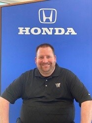 Staff member Shane Smith from ID_00c473ce49b8