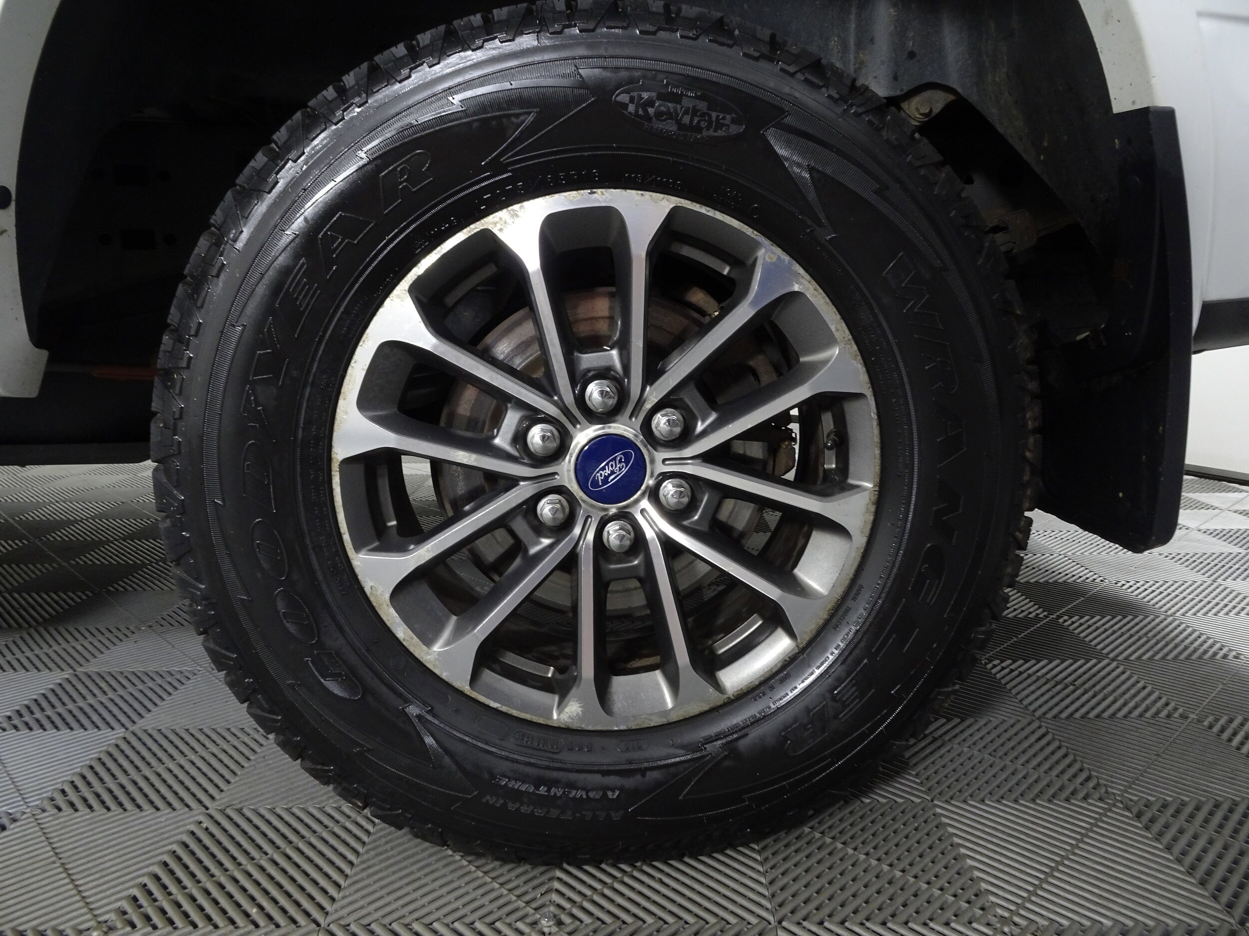 2018 Ford F-150 XLT photo 2