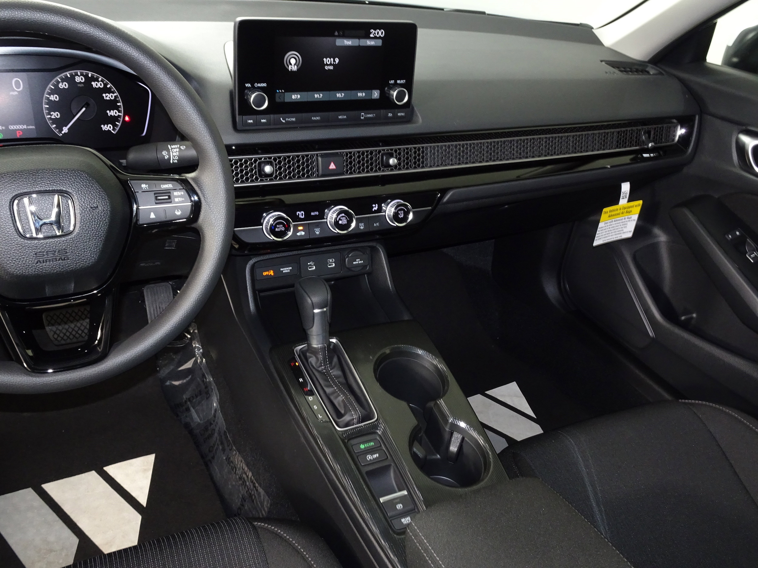 2026 Honda Civic LX - Photo 8