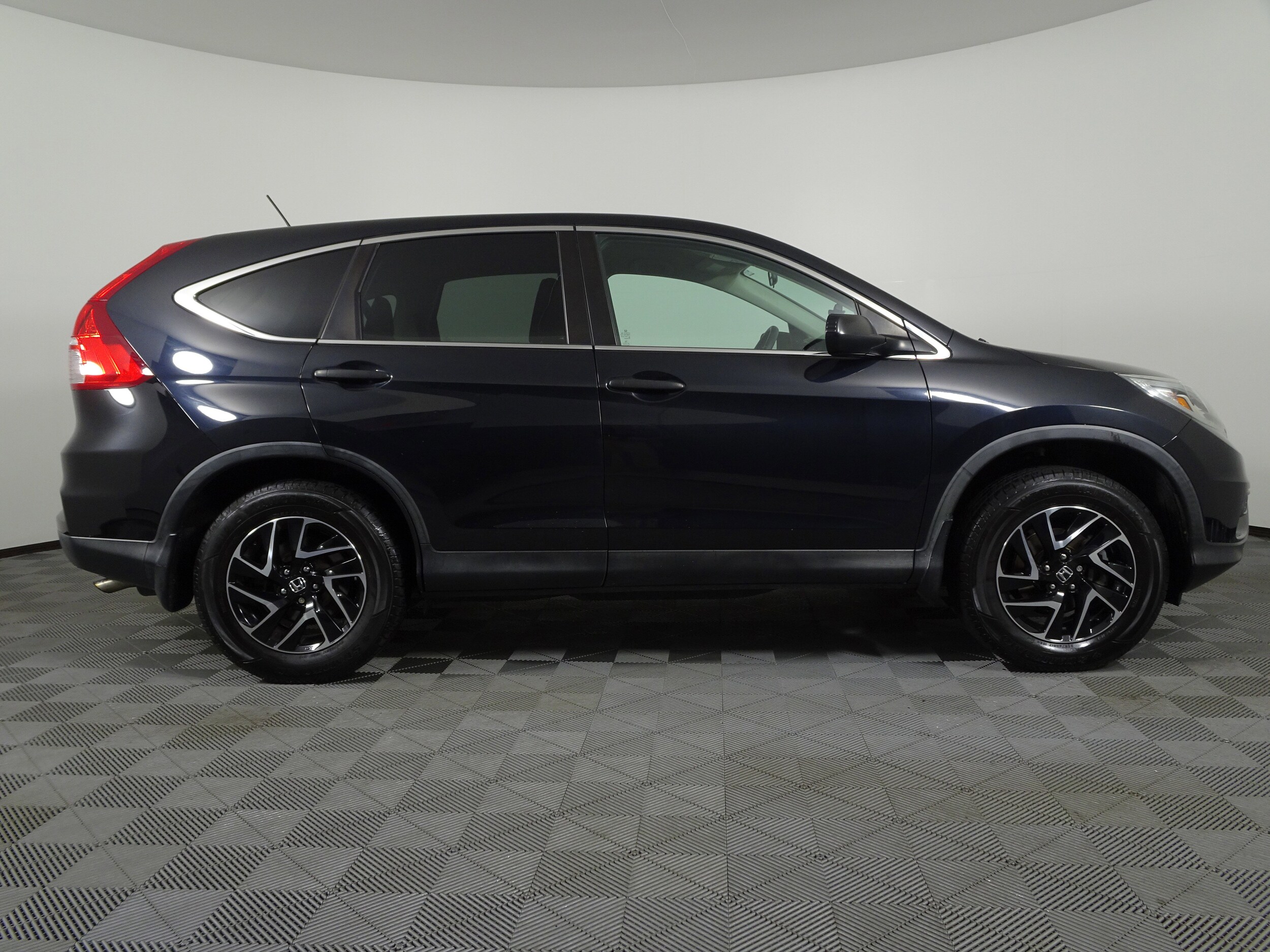 2016 Honda CR-V SE photo 2