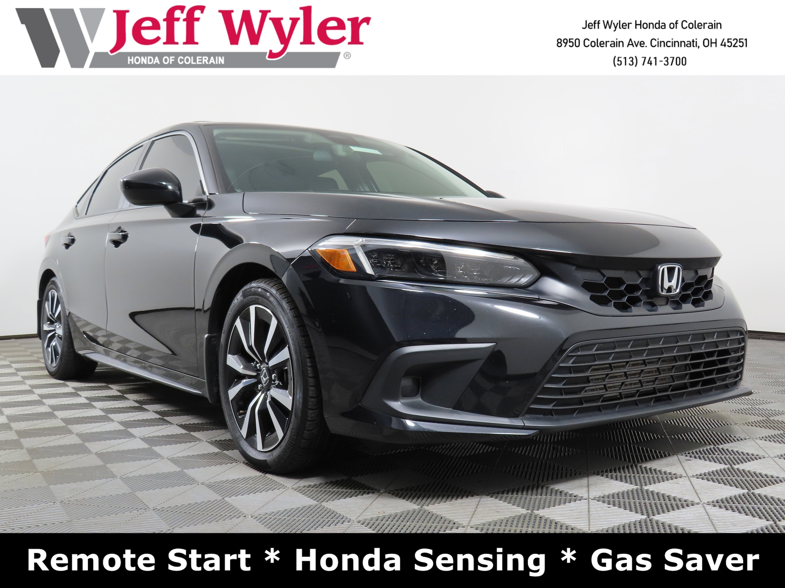 2024 Honda Civic Hatchback EX-L's photo