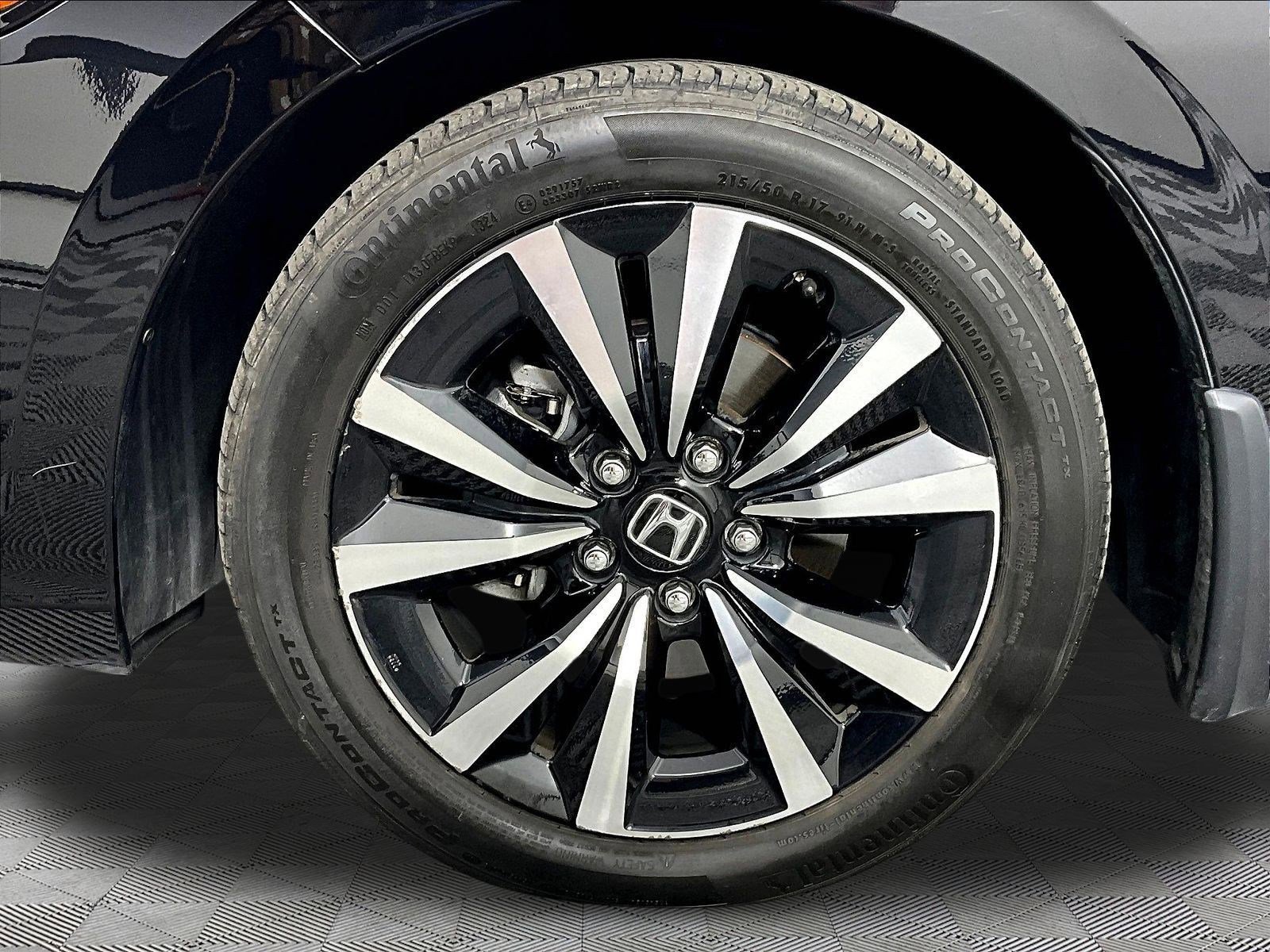 2024 Honda Civic Hatchback EX-L - Photo 34
