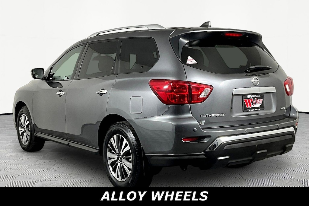 Used 2019 Nissan Pathfinder 4x4 S SUV