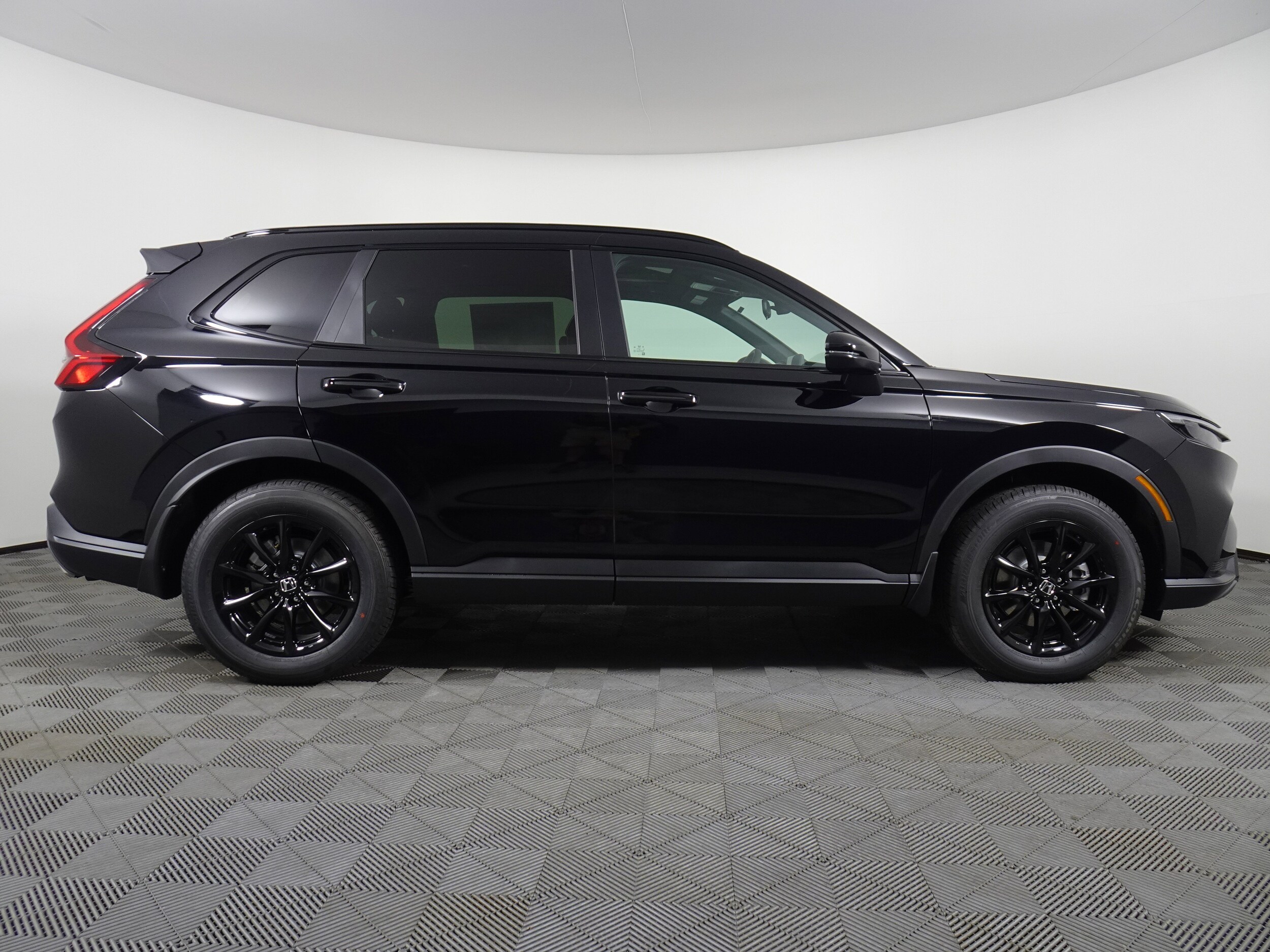 2026 Honda CR-V Hybrid Sport photo 2