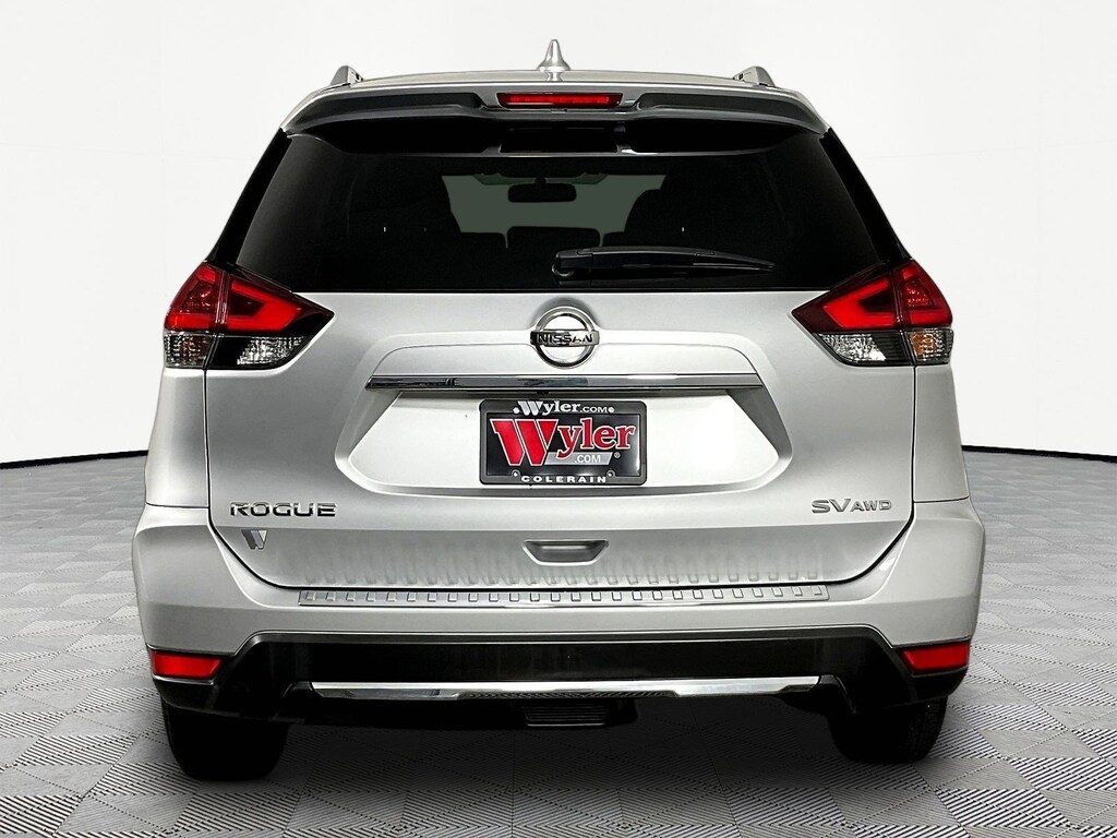 Used 2018 Nissan Rogue AWD SV SUV
