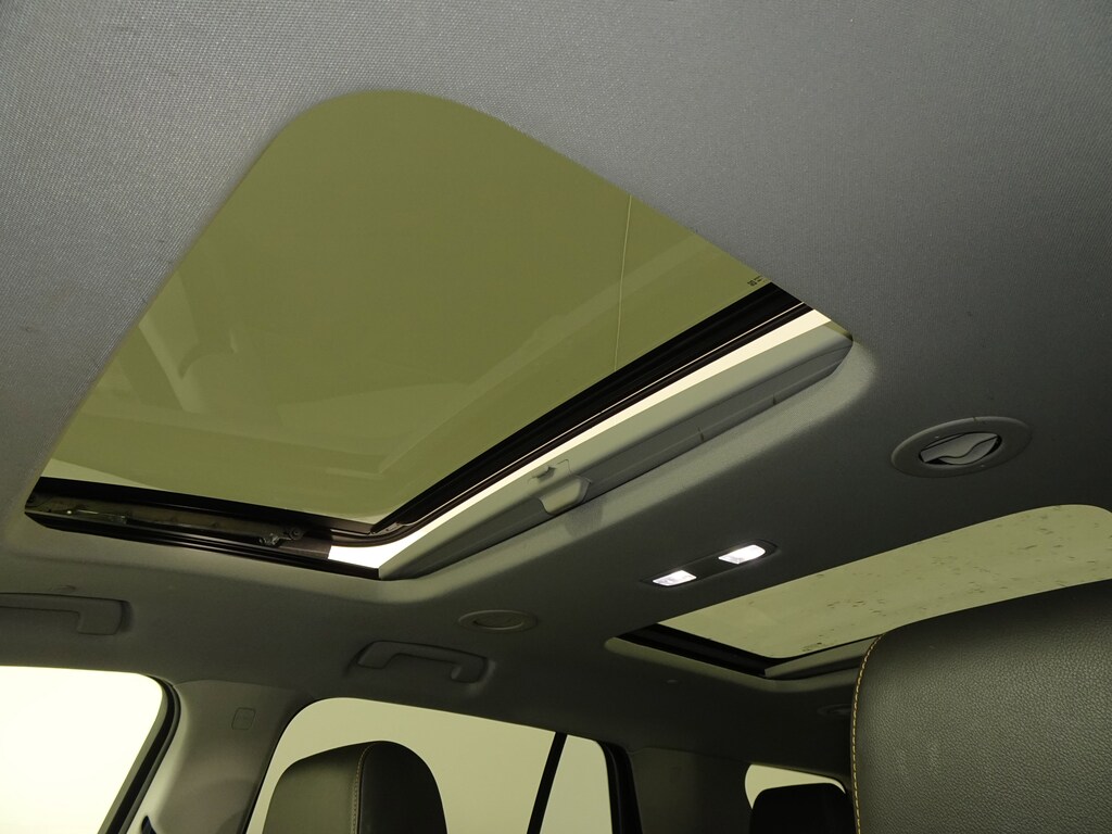 Used 2021 Chevrolet Traverse AWD 4dr Premier SUV