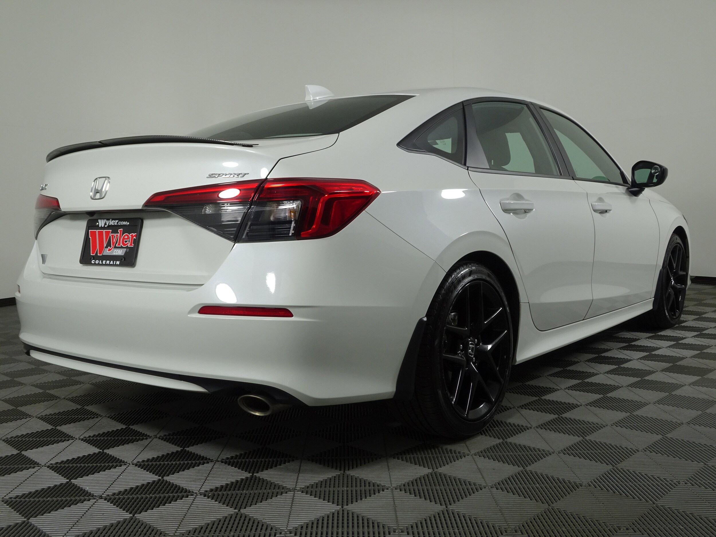 2024 Honda Civic Sport photo 3