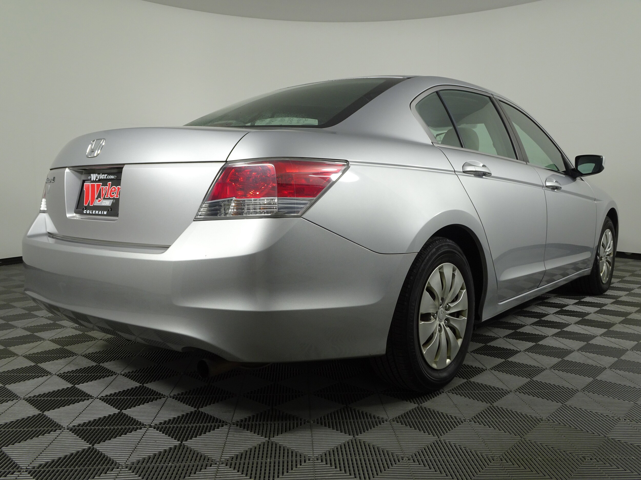 2009 Honda Accord LX photo 3
