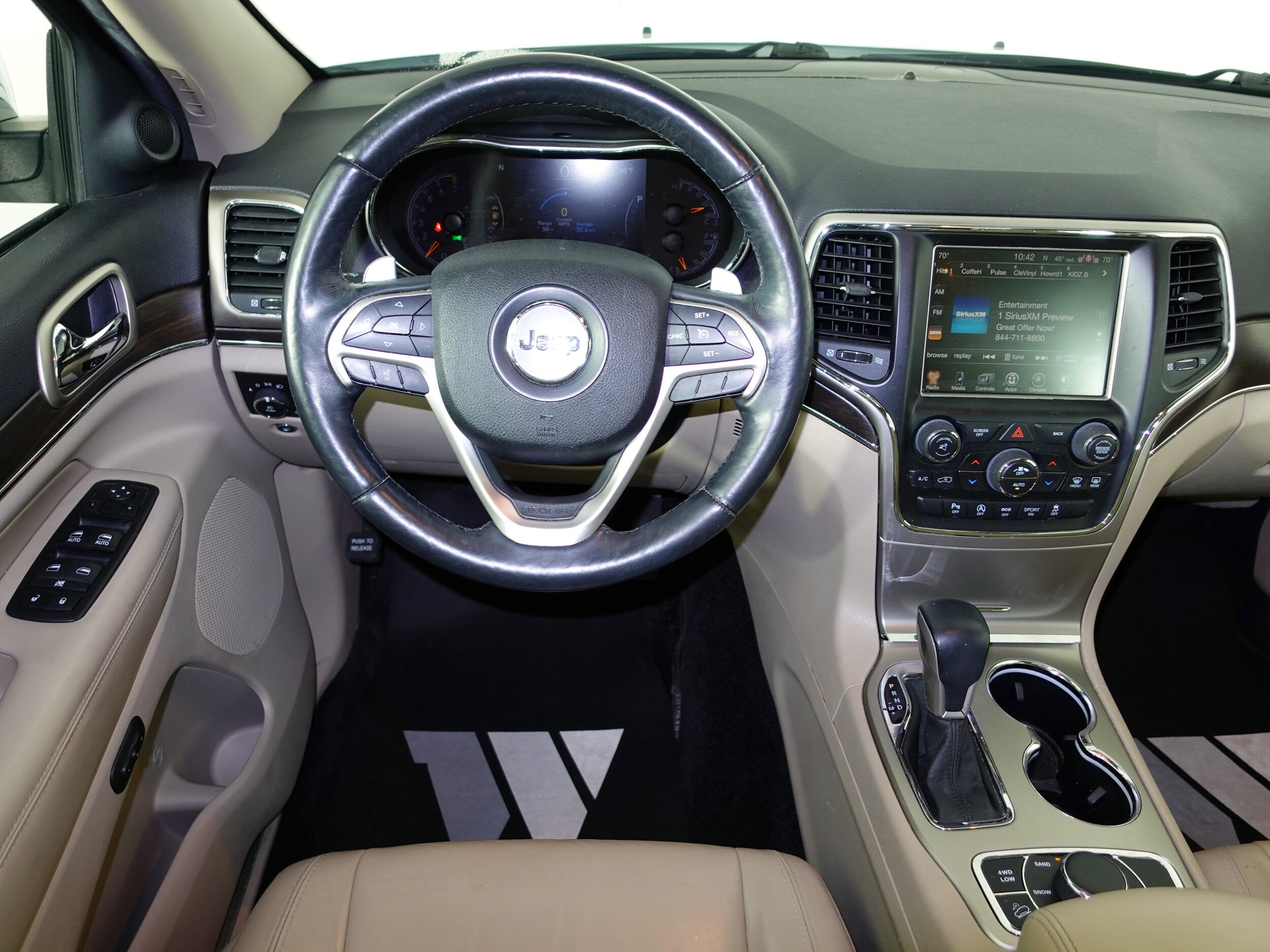 2017 Jeep Grand Cherokee Limited photo 4