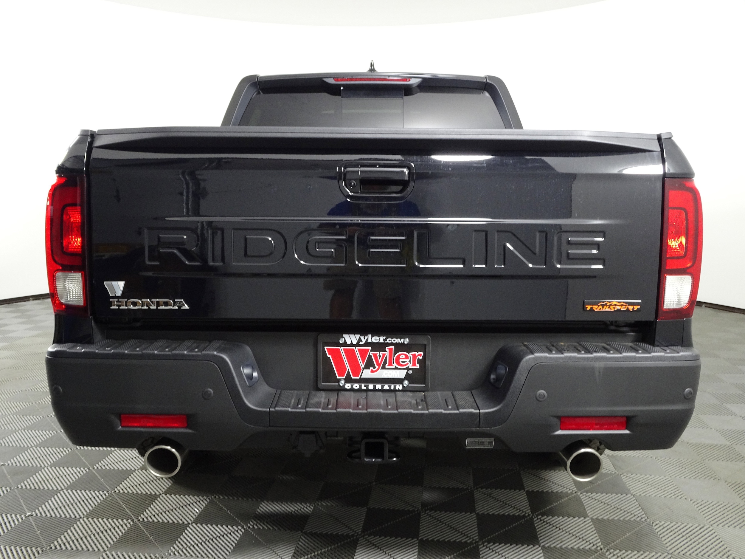 2025 Honda Ridgeline TrailSport - Photo 18
