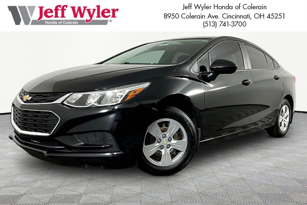 Used 2017 Chevrolet Cruze 4dr Sdn 1.4L LS w/1SA Sedan