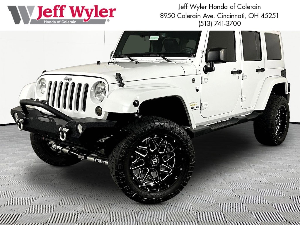 Used 2013 Jeep Wrangler Unlimited 4WD 4dr Sahara SUV