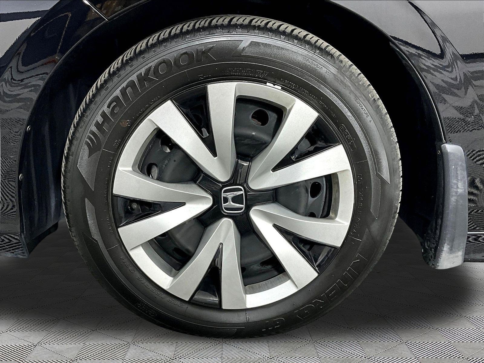 2025 Honda Civic LX - Photo 33