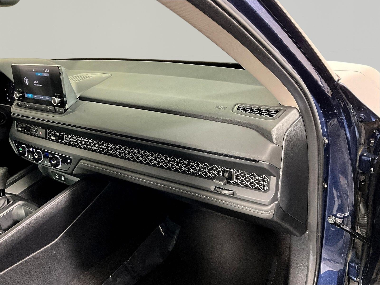 2024 Honda Accord EX - Photo 29