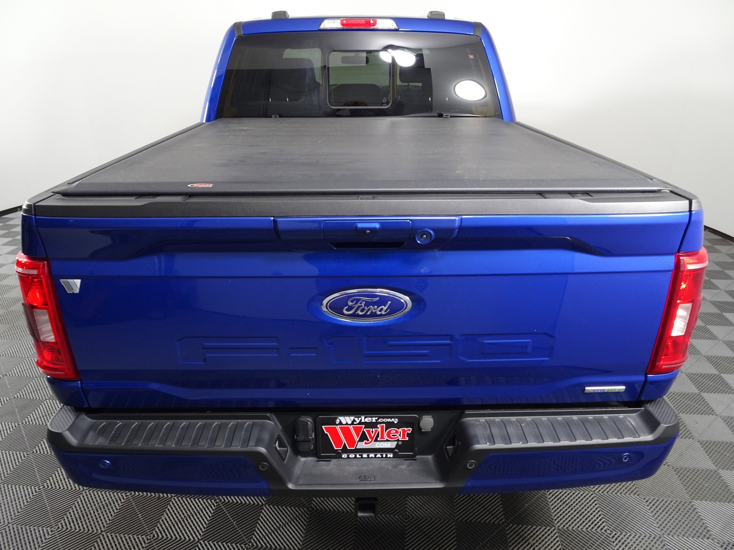 2023 Ford F-150 XLT photo 4