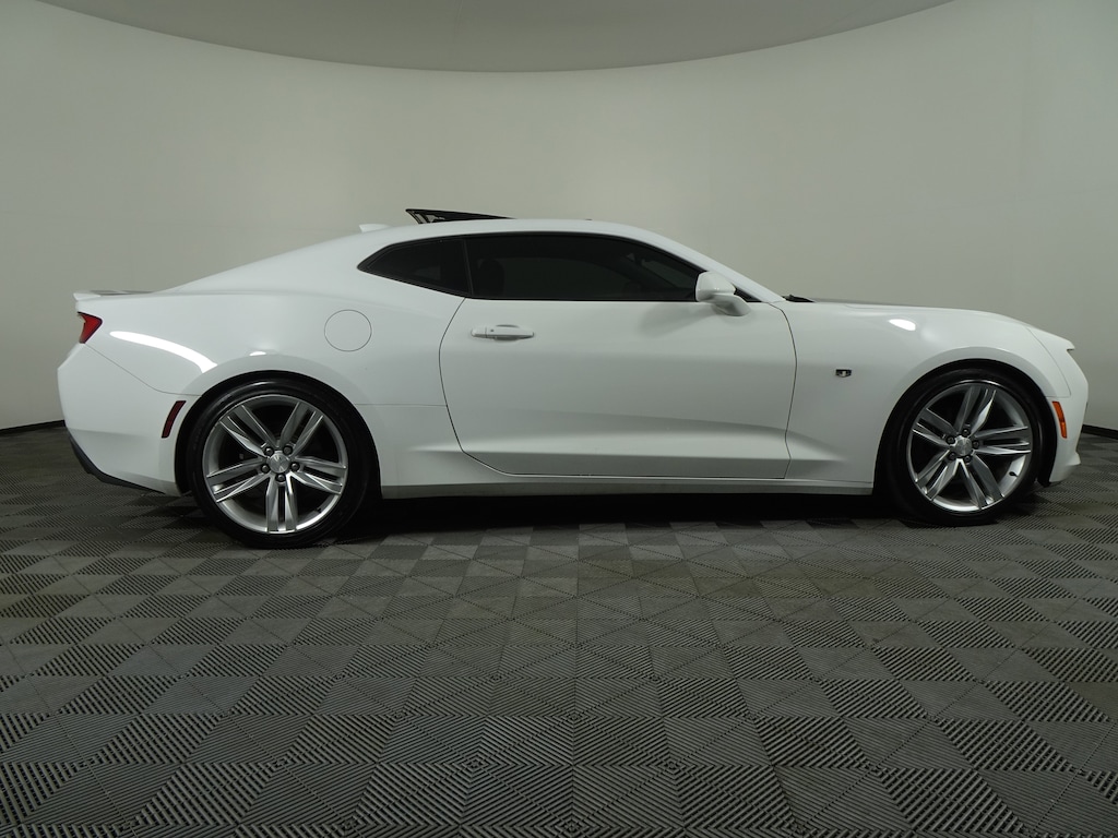 Used 2018 Chevrolet Camaro 2dr Cpe 1LT Coupe