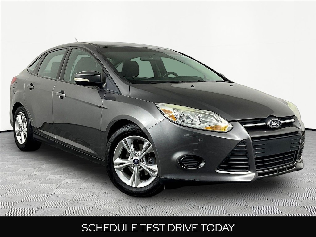 Used 2014 Ford Focus 4dr Sdn SE Sedan