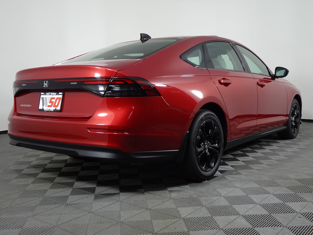 New 2025 Honda Accord SE Sedan
