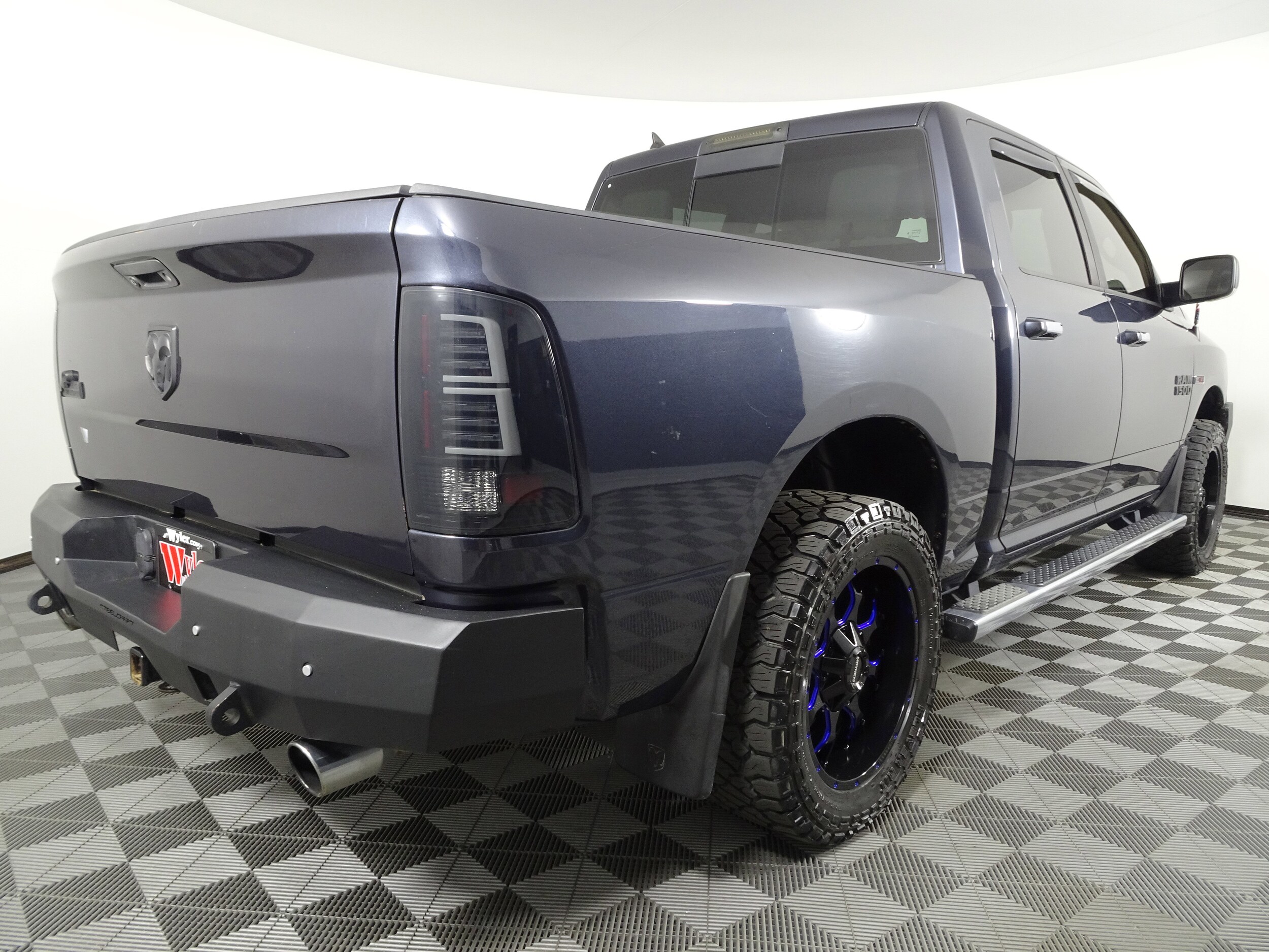 2015 Ram 1500 Big Horn photo 3