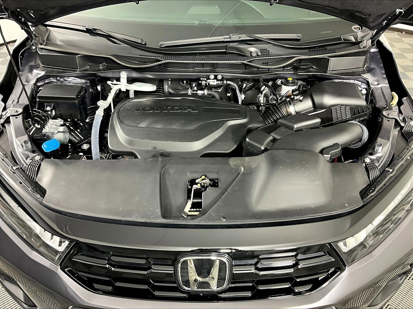 2025 Honda Odyssey Touring - Photo 31