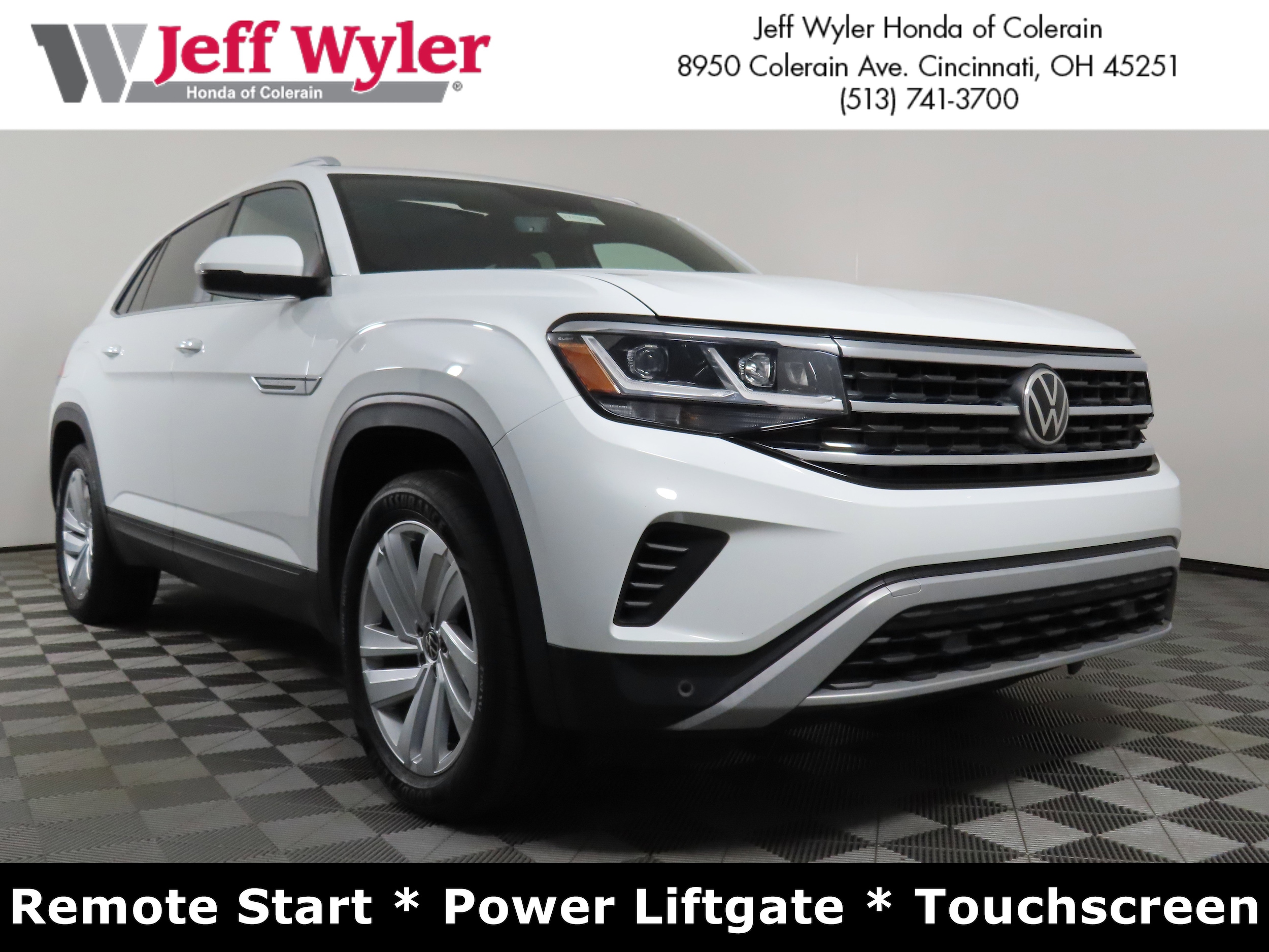 2022 Volkswagen Atlas Cross Sport SE w/Tech