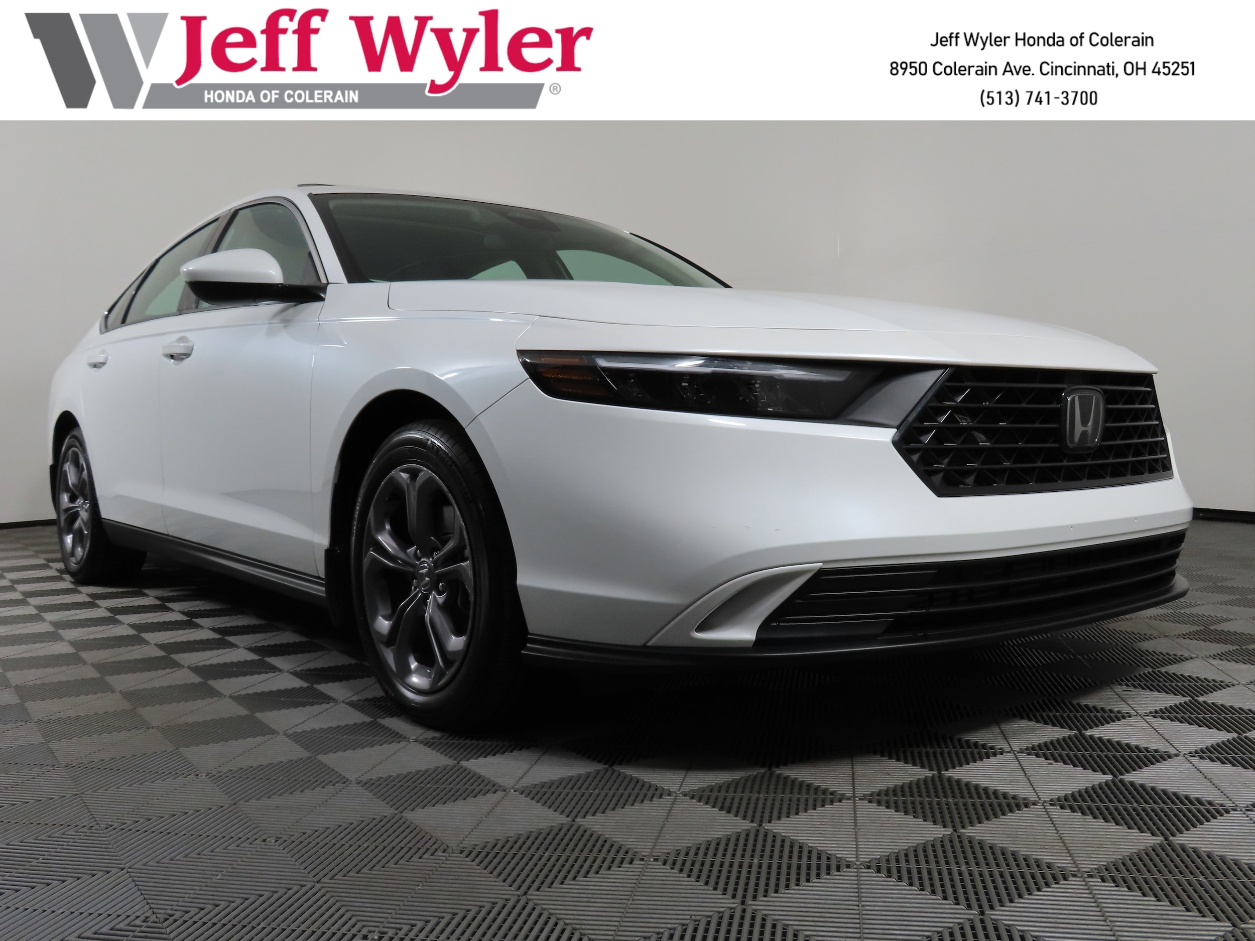 2024 Honda Accord EX's photo