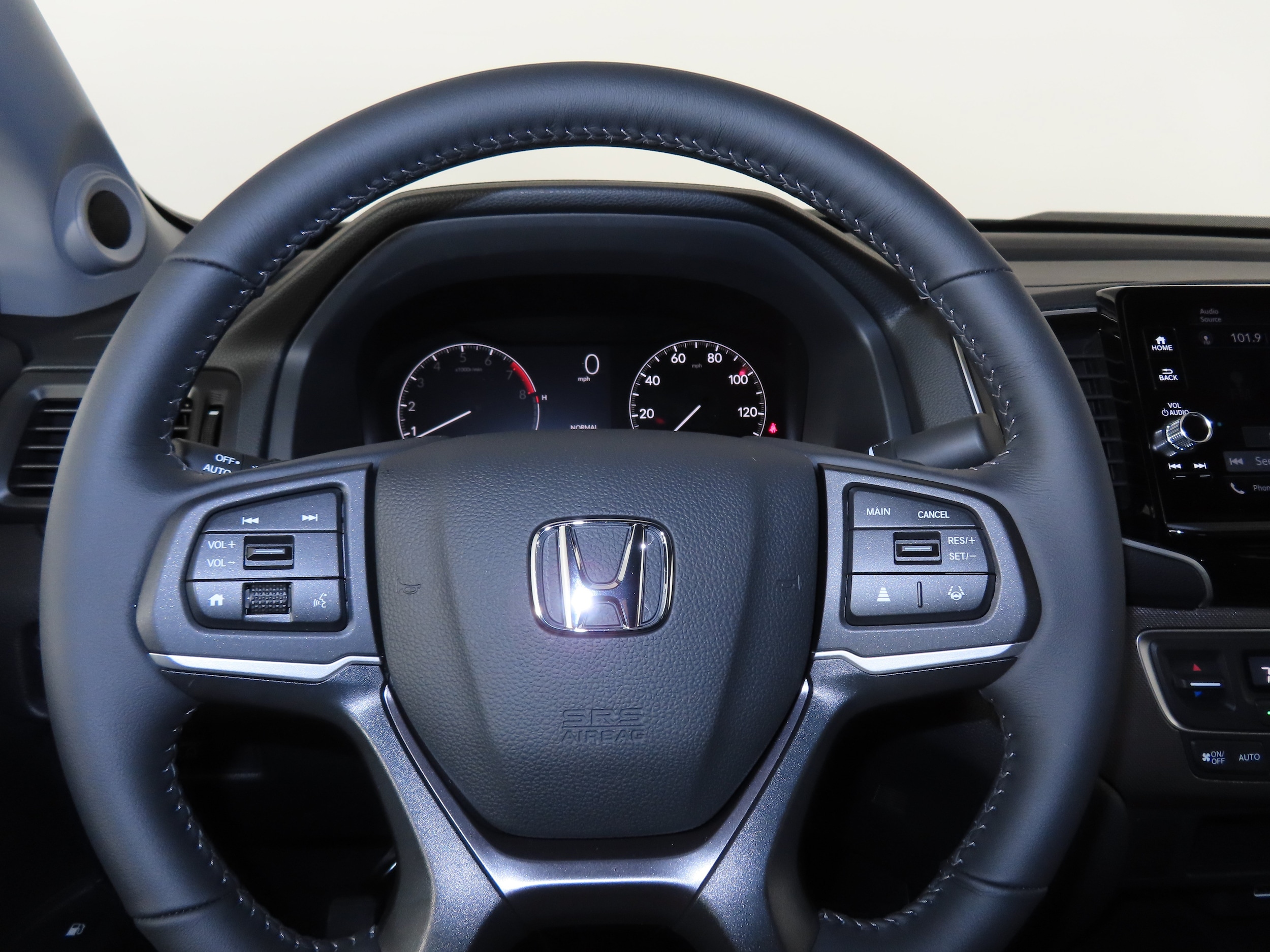 2026 Honda Ridgeline Sport - Photo 22