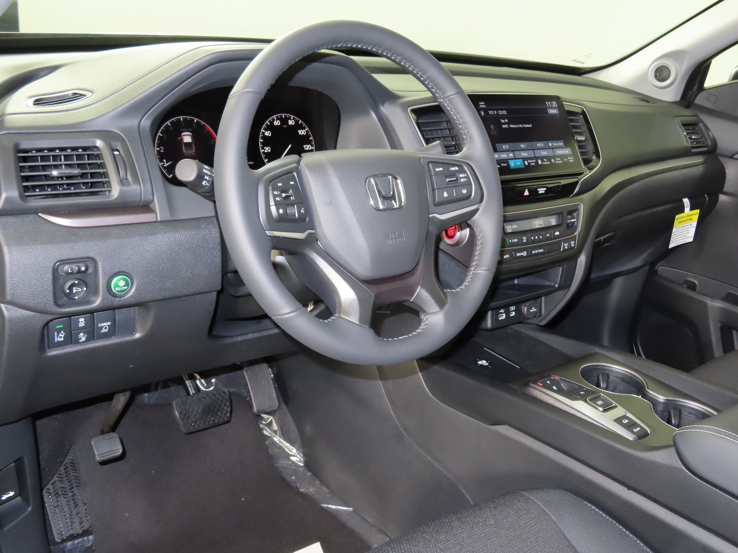 2026 Honda Ridgeline Sport - Photo 21