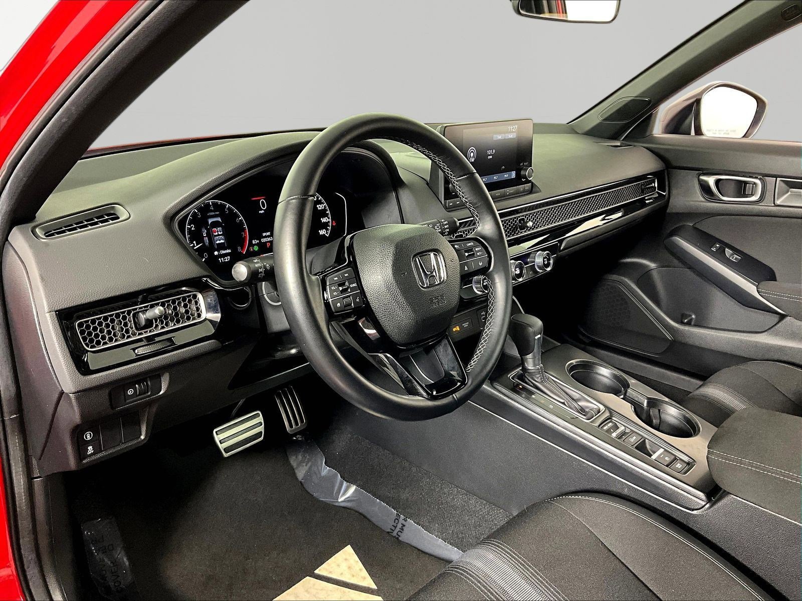 2024 Honda Civic Hatchback Sport - Photo 17