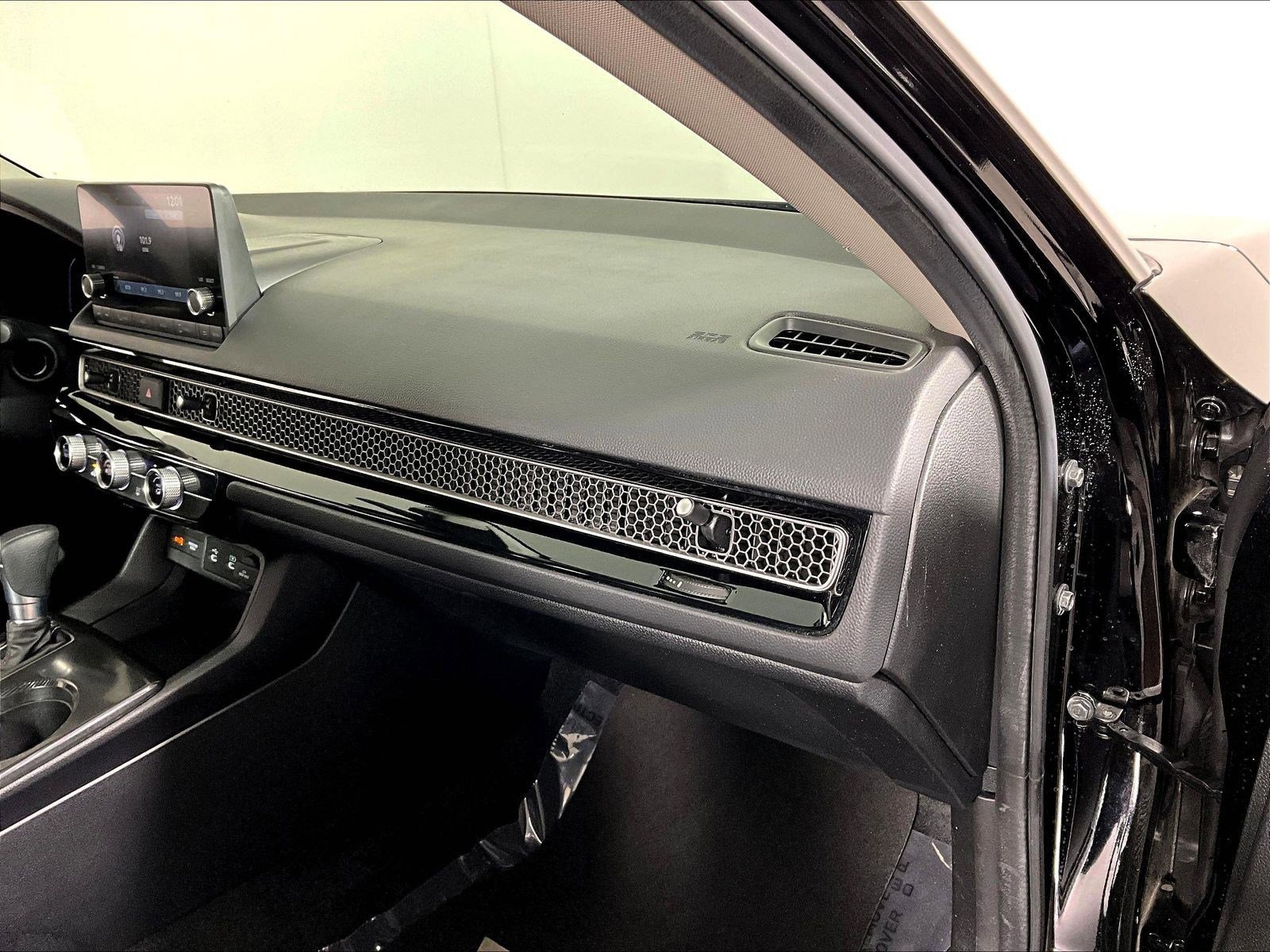 2025 Honda Civic LX - Photo 26