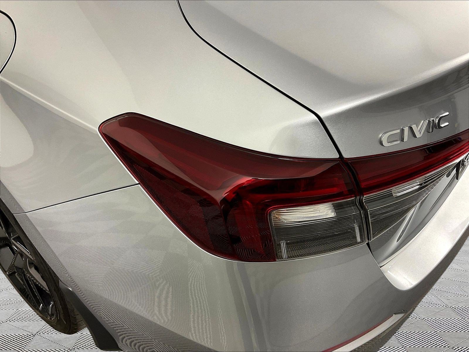 2025 Honda Civic Sport - Photo 25