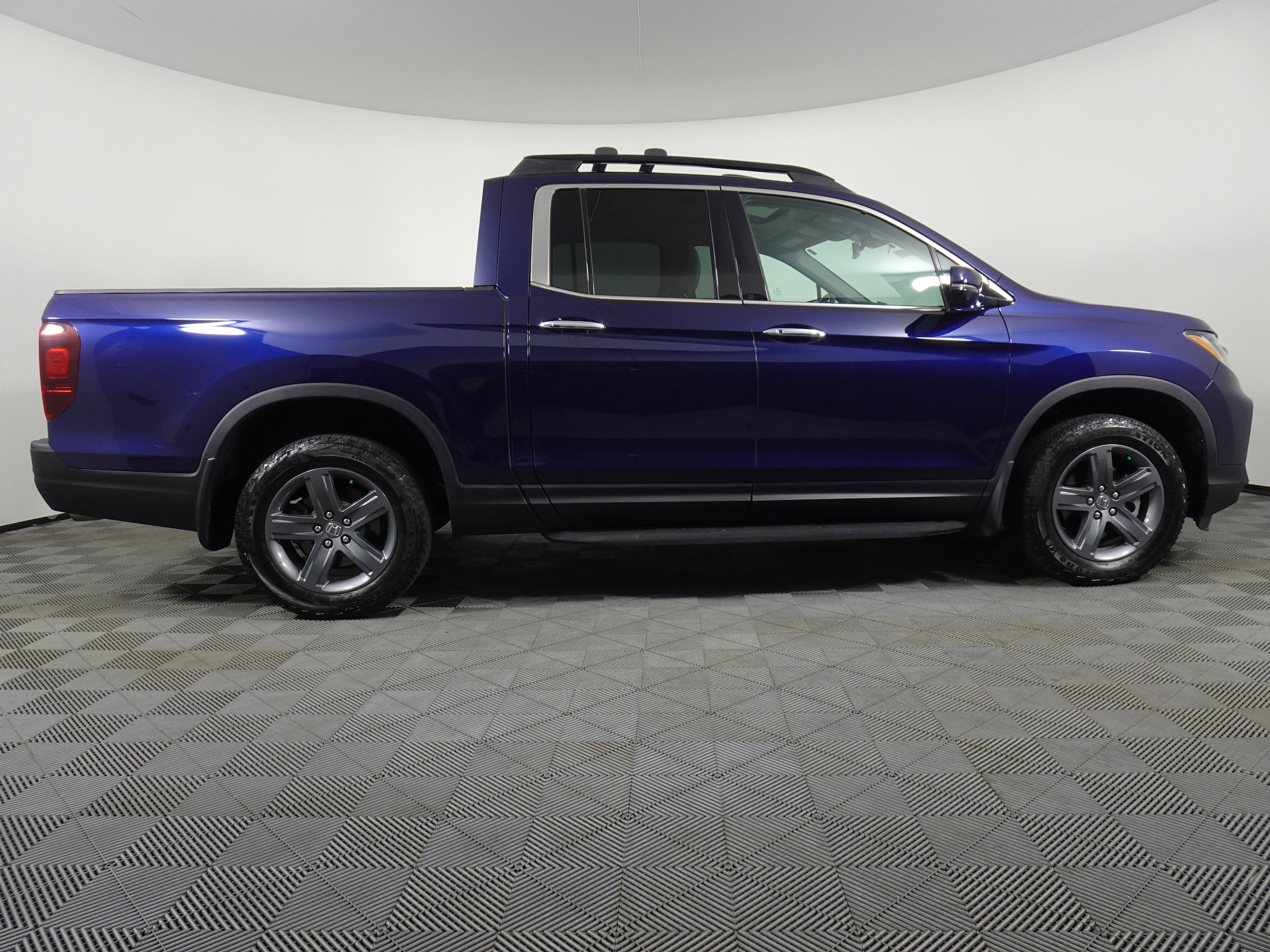 Used 2022 Honda Ridgeline RTL-E with VIN 5FPYK3F78NB036246 for sale in Cincinnati, OH