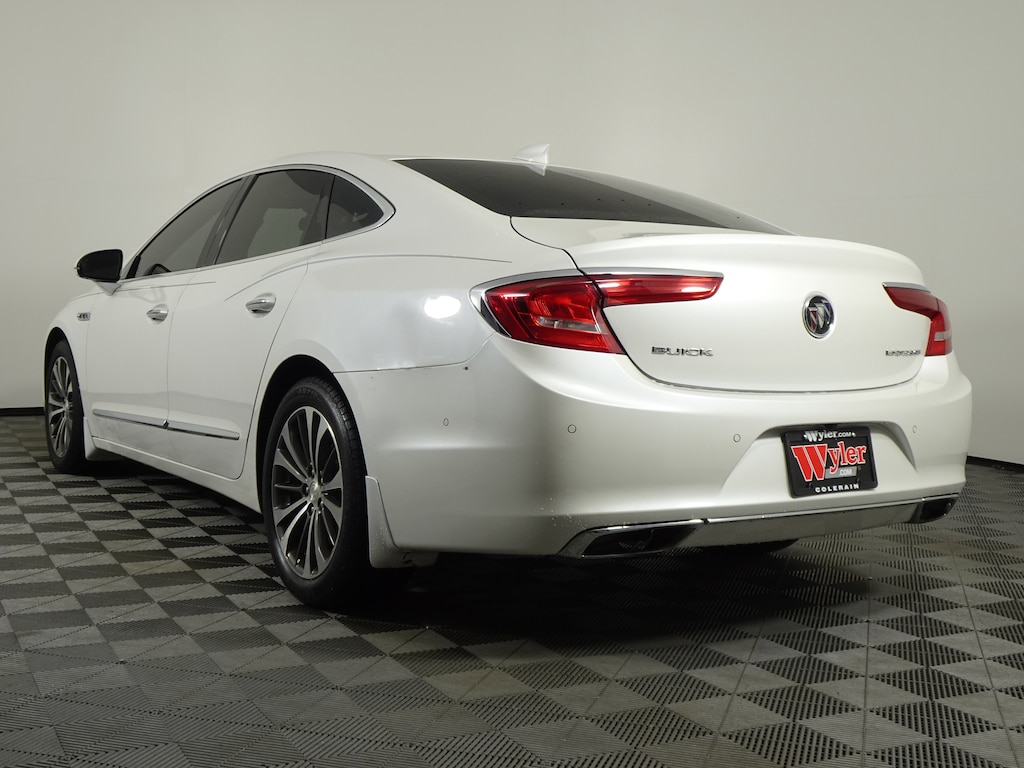 Used 2017 Buick Lacrosse 4dr Sdn Premium FWD Sedan