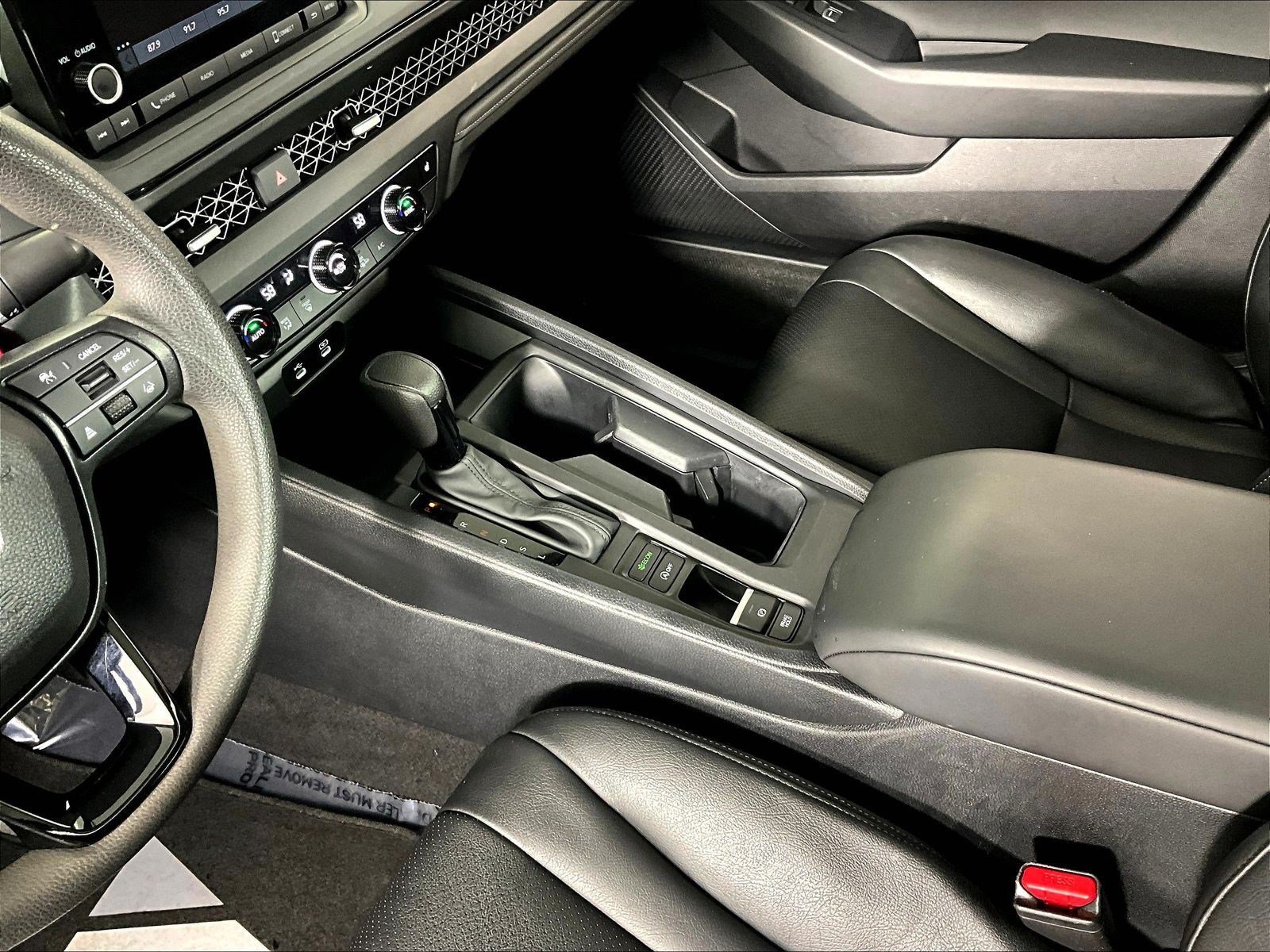 2025 Honda Accord SE - Photo 21