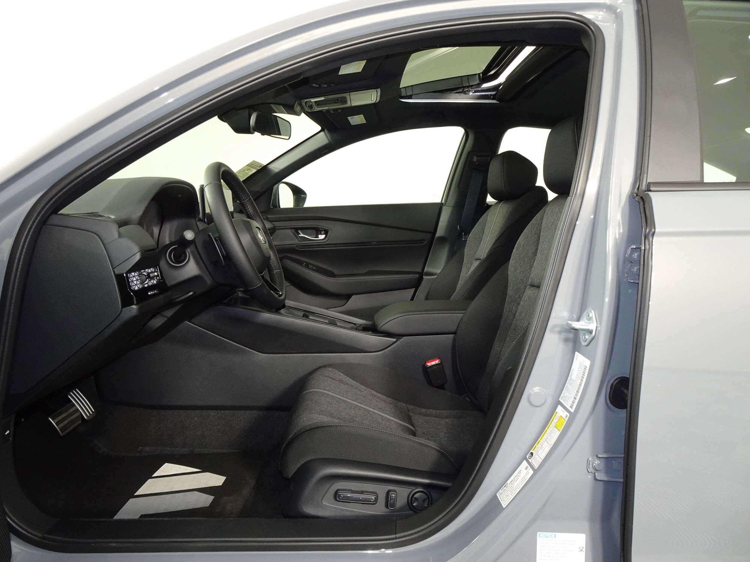 2025 Honda Accord Hybrid Sport photo 3