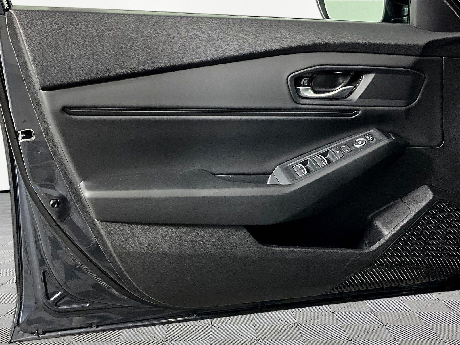 2025 Honda Accord SE - Photo 23