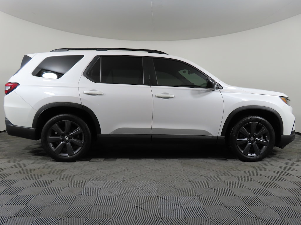 Certified 2024 Honda Pilot Sport AWD SUV