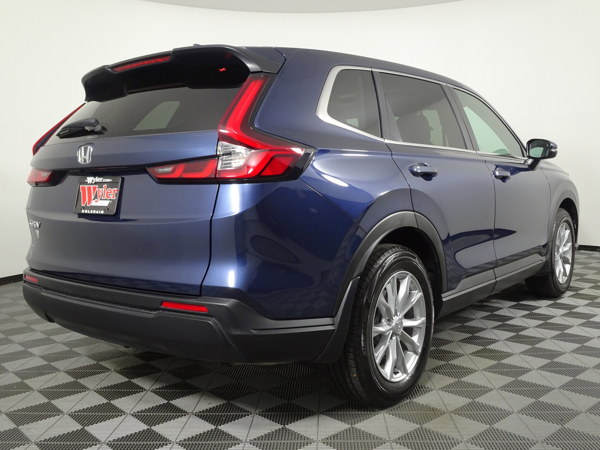 2025 Honda CR-V EX photo 2