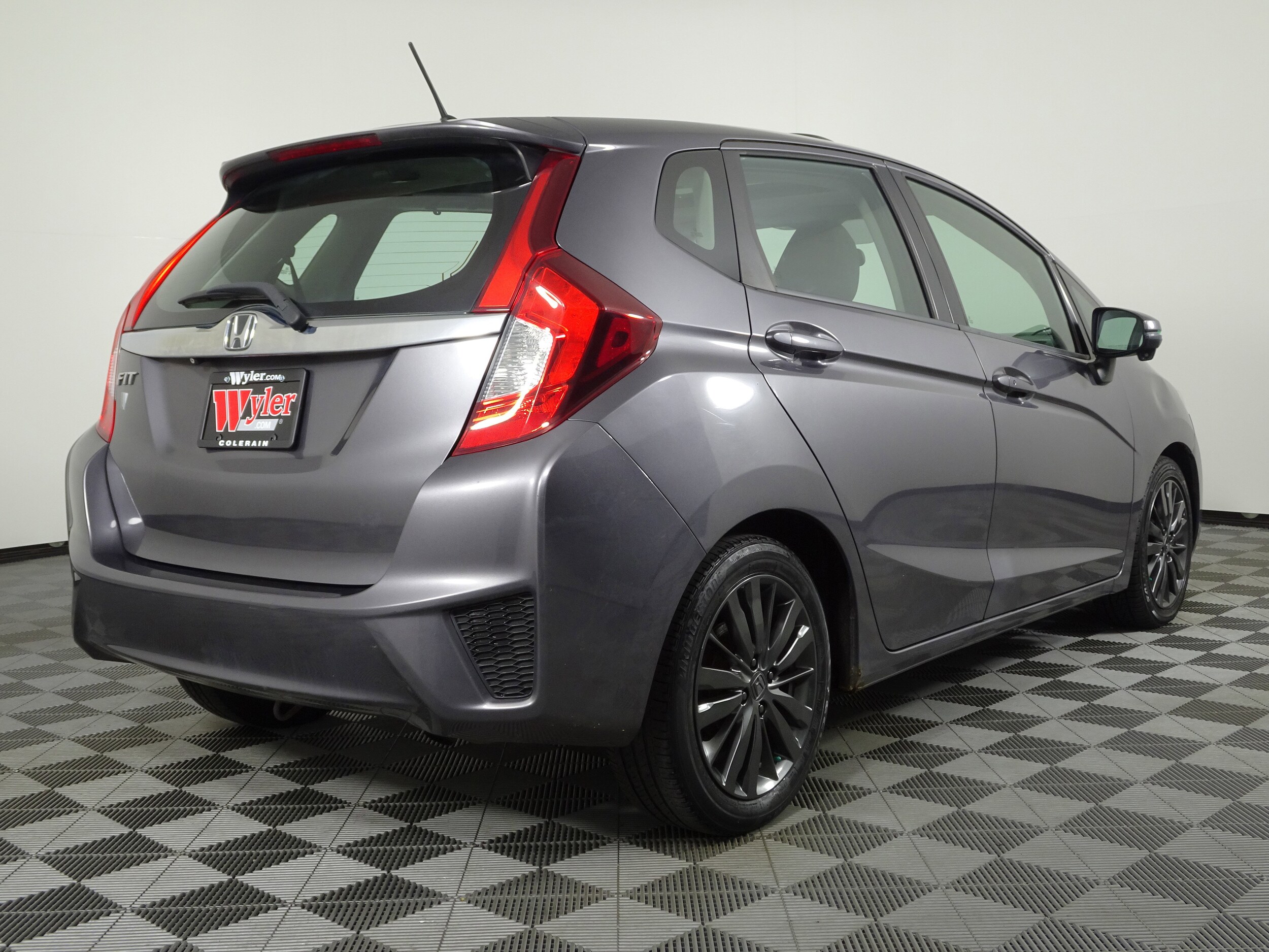 2015 Honda Fit EX photo 3