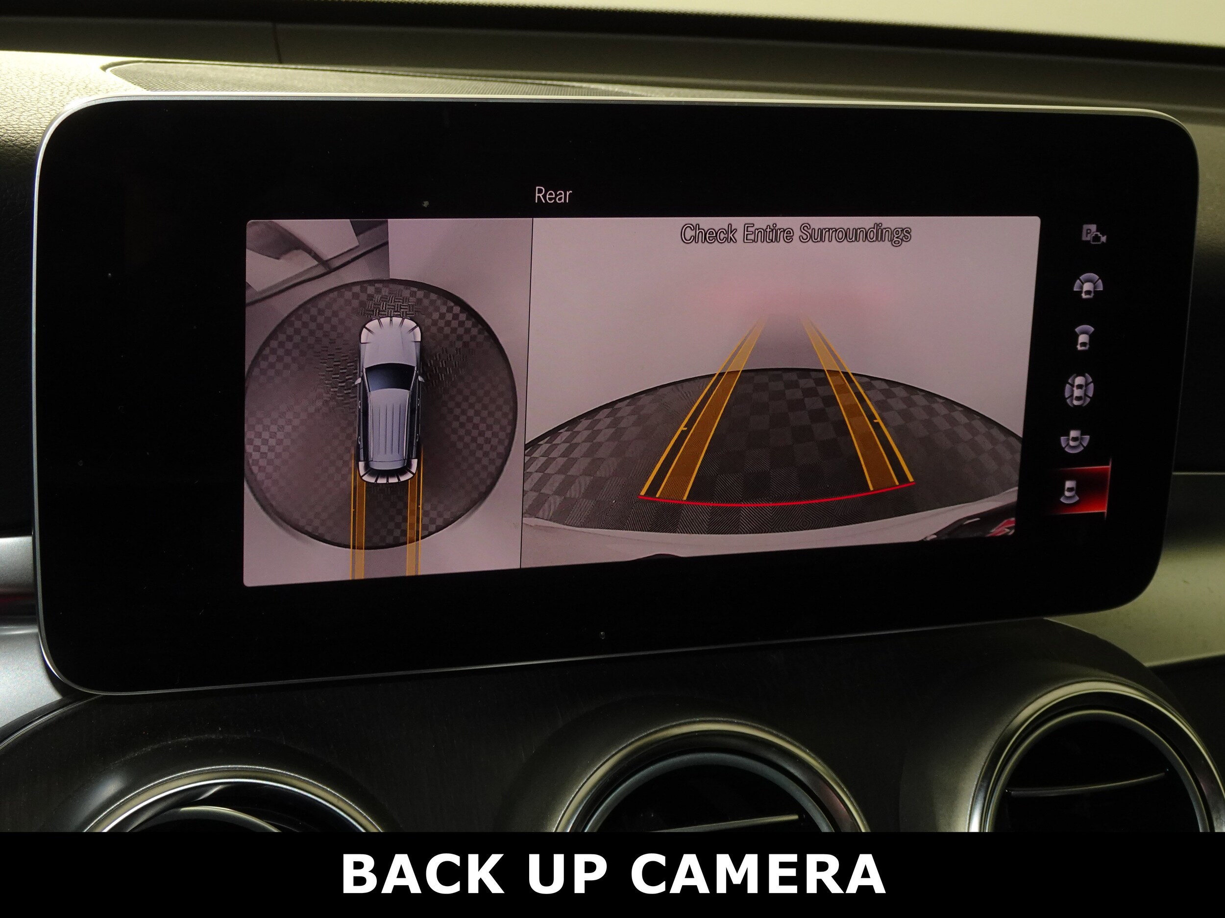 2022 Mercedes Benz GLC 300 4MATIC photo 4