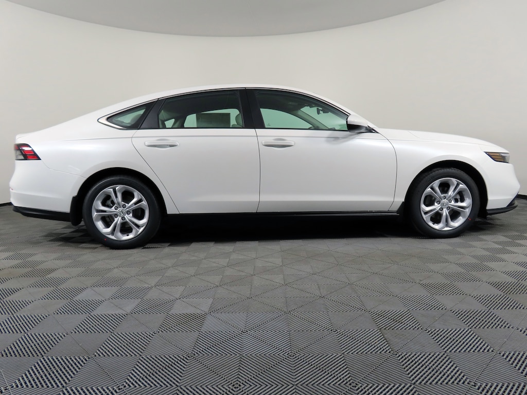 New 2025 Honda Accord LX Sedan