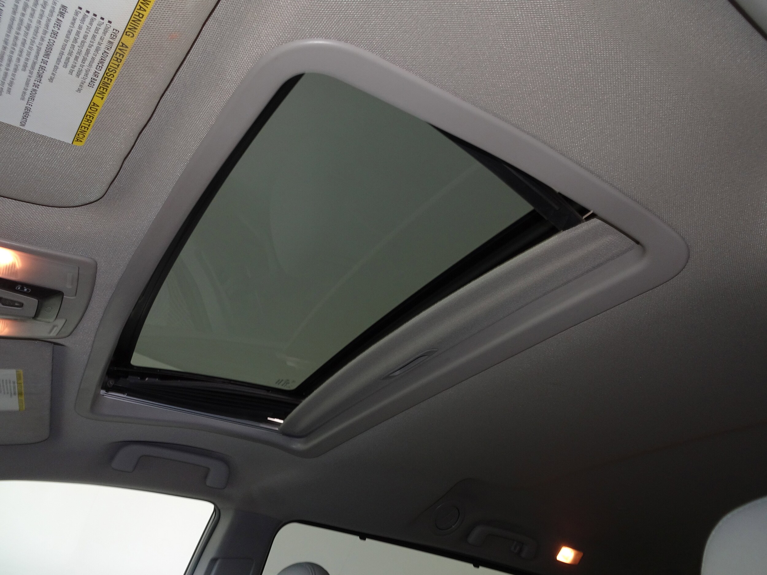 2015 Toyota Sienna XLE photo 4