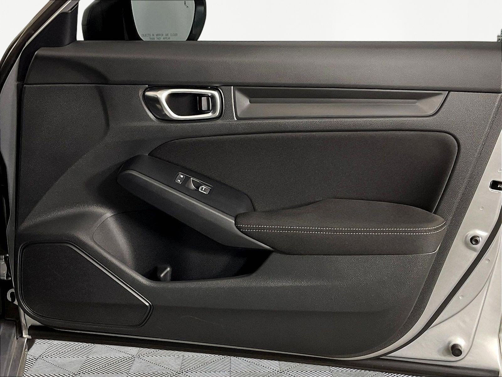 2025 Honda Civic Sport - Photo 29