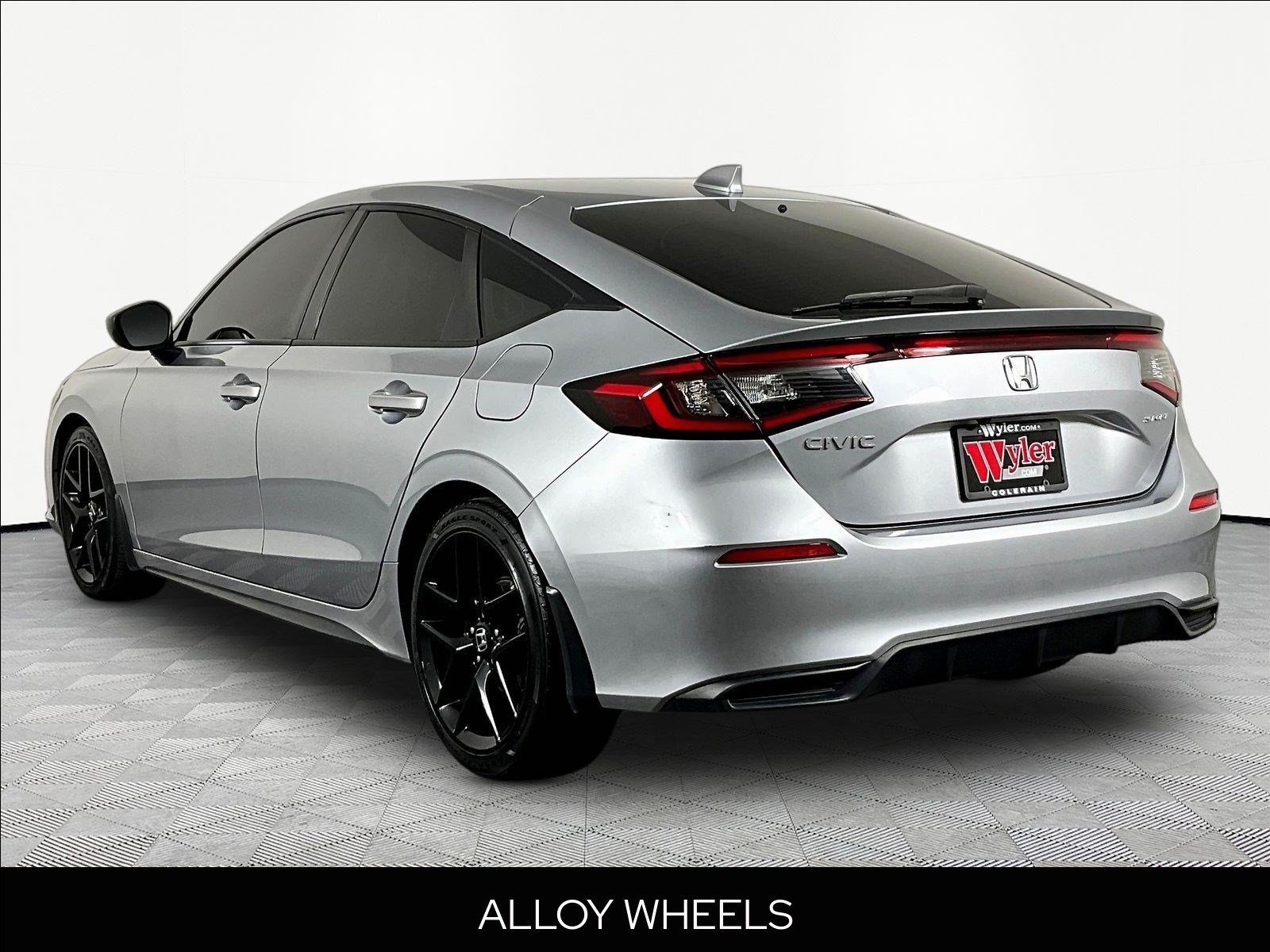 2024 Honda Civic Hatchback Sport - Photo 5