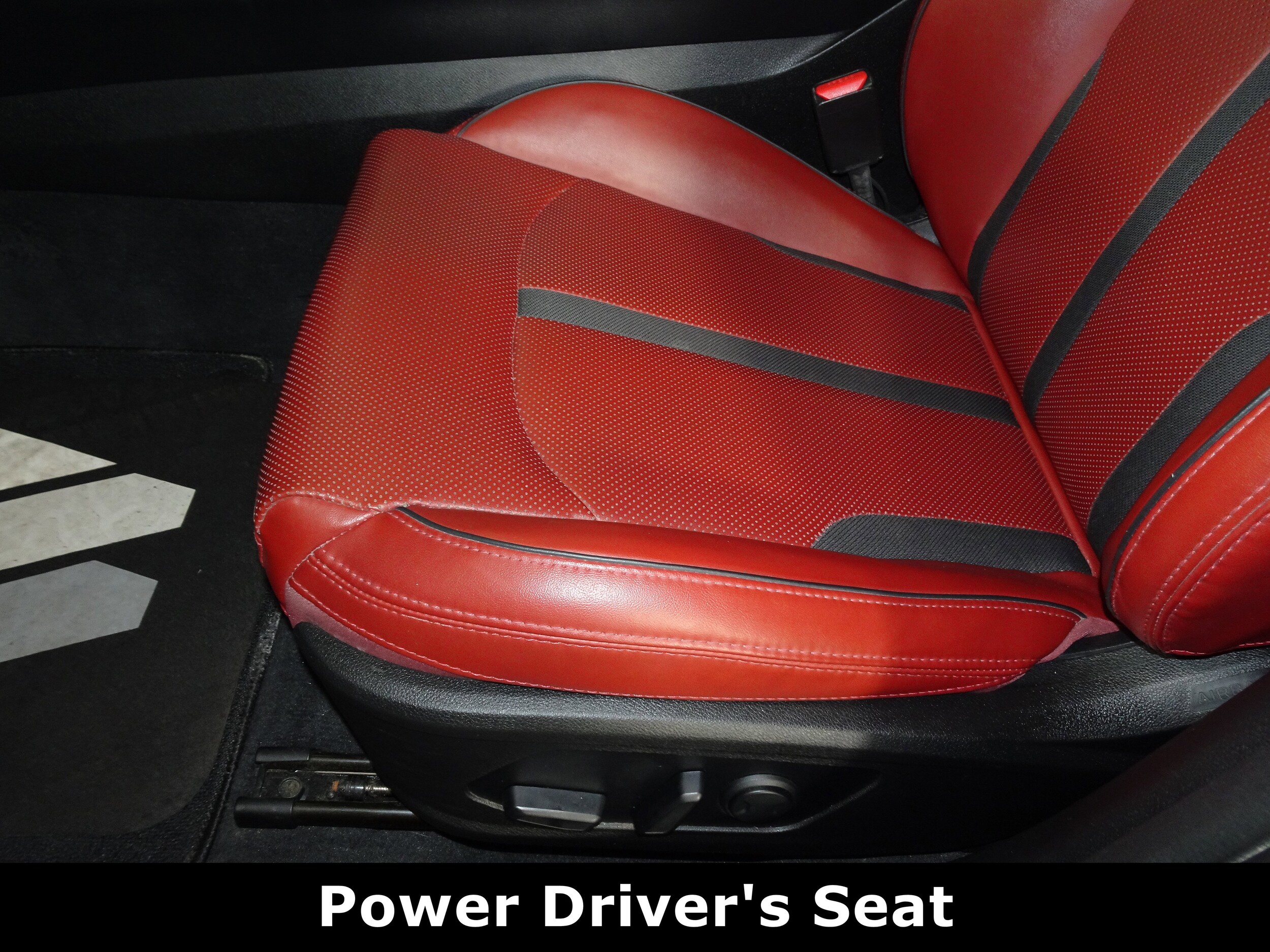 2023 Kia K5 GT-Line photo 4