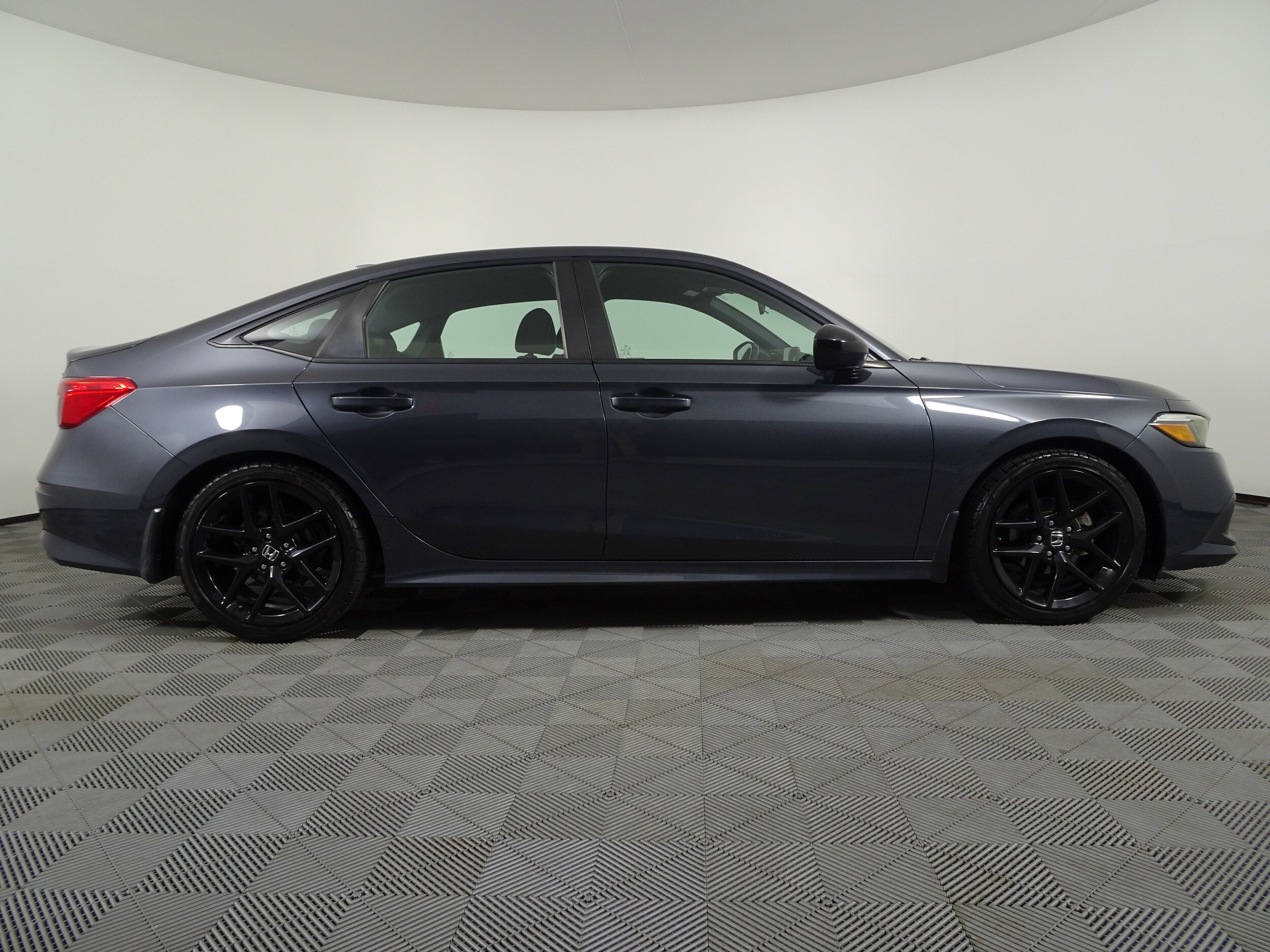 2022 Honda Civic Sport photo 2