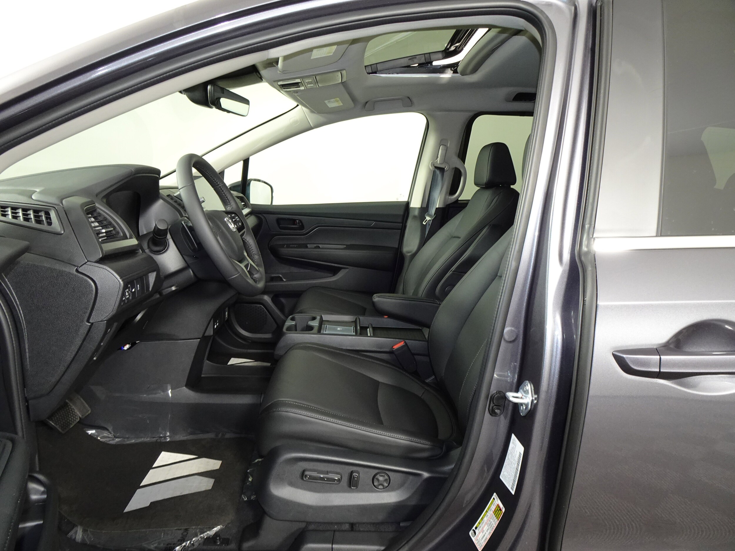 2026 Honda Odyssey EX-L photo 4