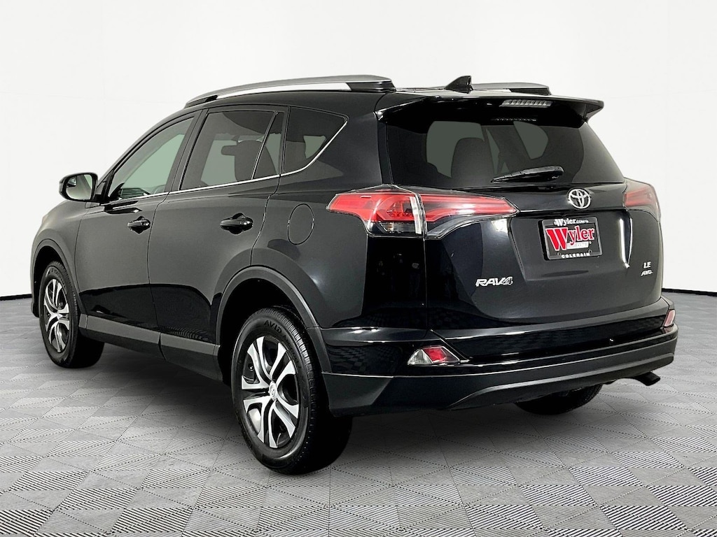 Used 2016 Toyota RAV4 AWD 4dr LE SUV