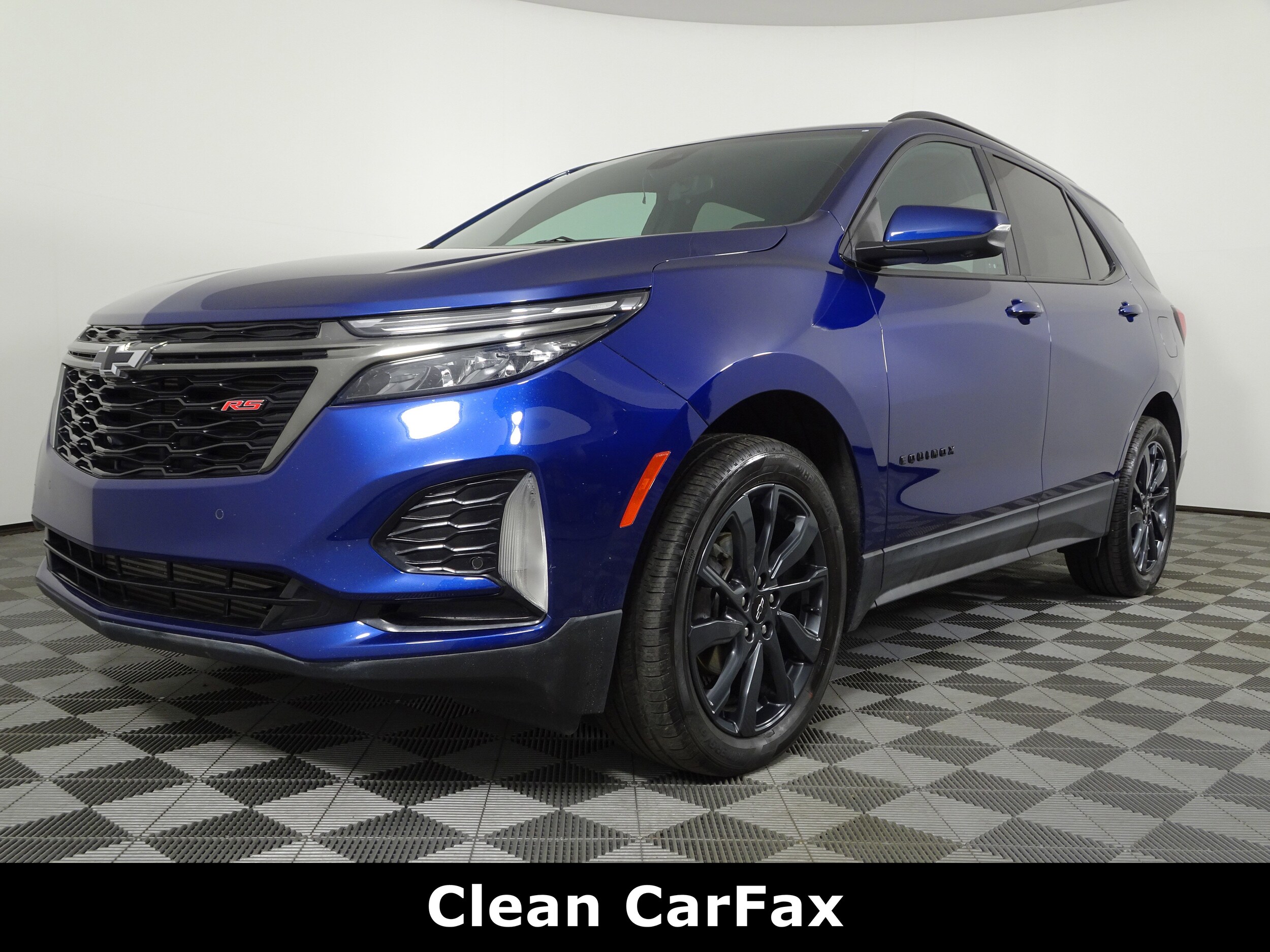 2023 Chevrolet Equinox RS photo 2