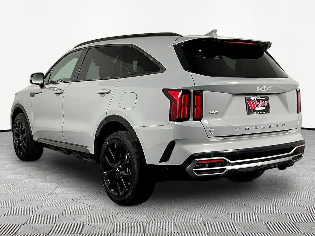 Used 2022 Kia Sorento SX AWD SUV
